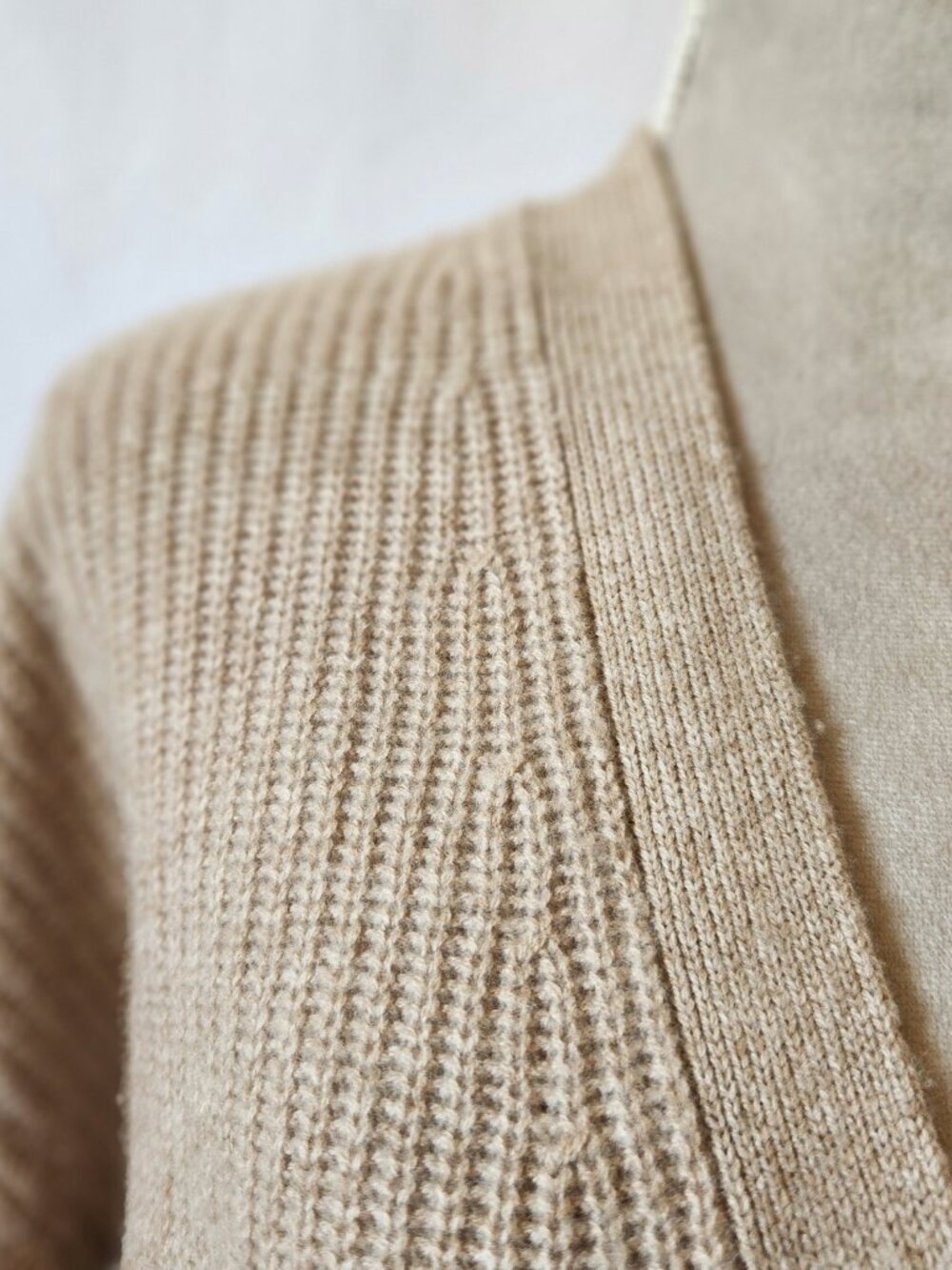 QUINCE Women Size XS Beige 100% Cashmere Button Down Oversized Cardigan Sweater - Picture 5 of 15